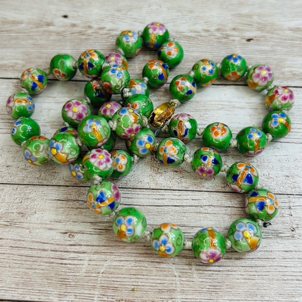 Vintage 10k Gold Floral Green Cloisonné Beaded Necklace * See description